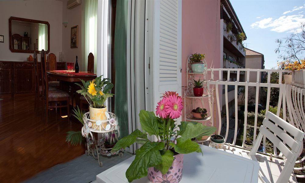 Cro Jet Set Apartments Спліт Екстер'єр фото