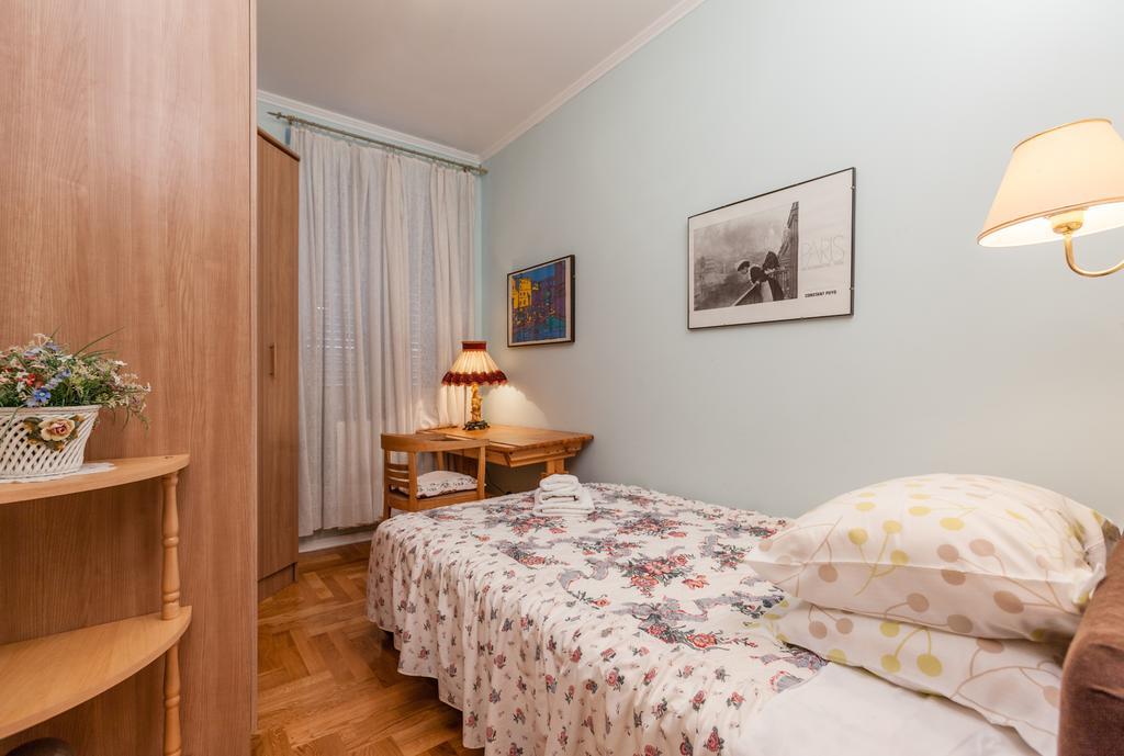 Cro Jet Set Apartments Спліт Екстер'єр фото