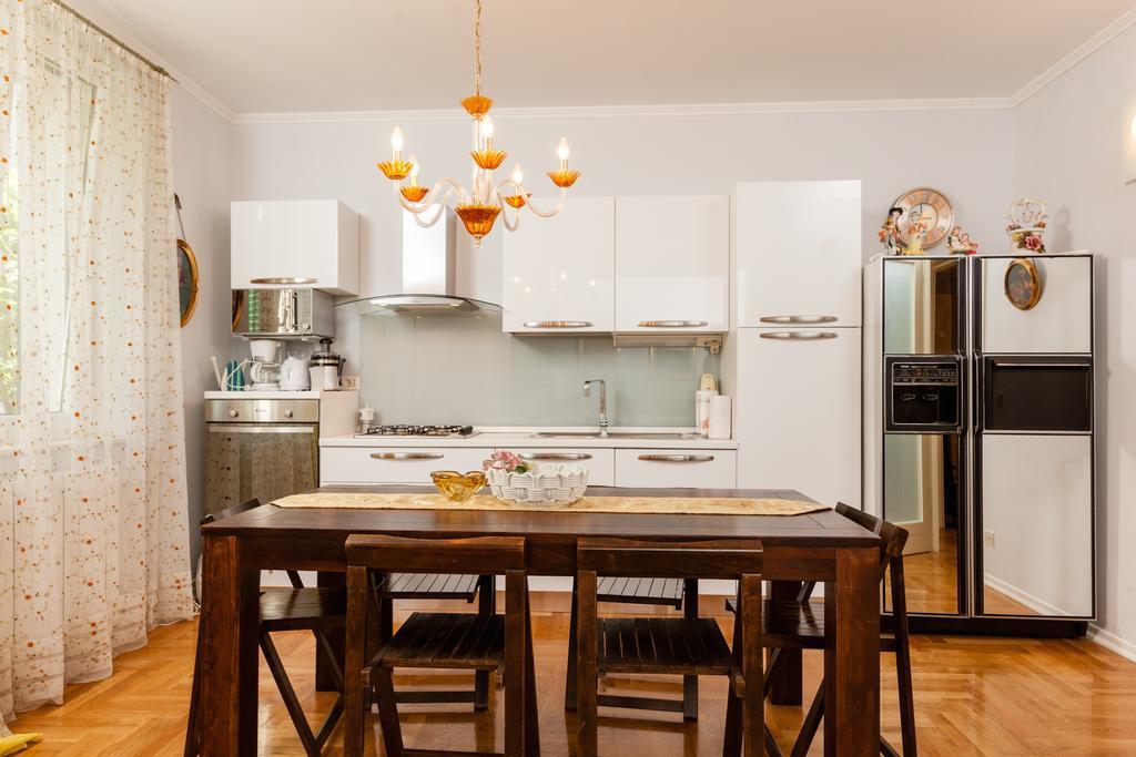 Cro Jet Set Apartments Спліт Екстер'єр фото