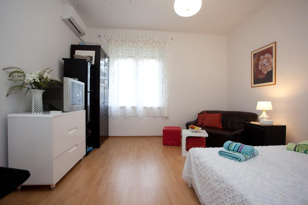 Cro Jet Set Apartments Спліт Номер фото