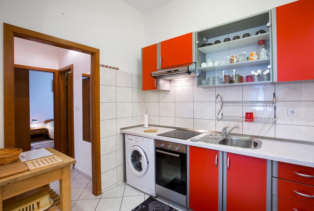 Cro Jet Set Apartments Спліт Екстер'єр фото