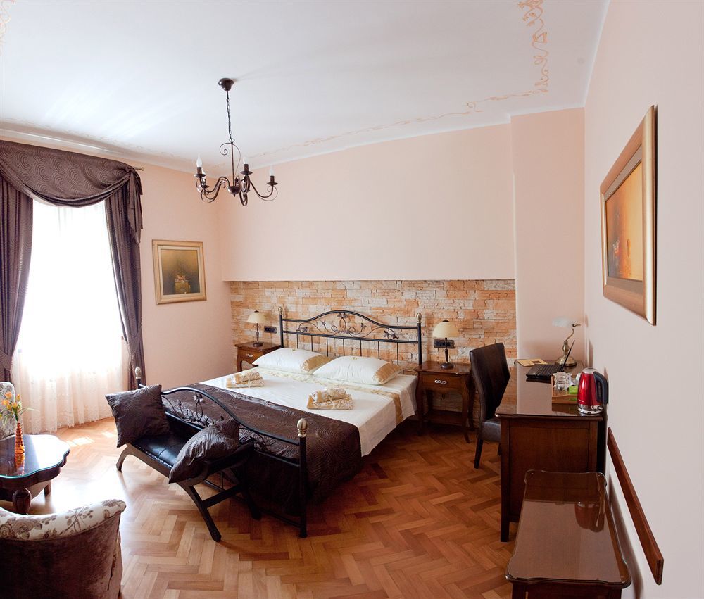 Cro Jet Set Apartments Спліт Екстер'єр фото
