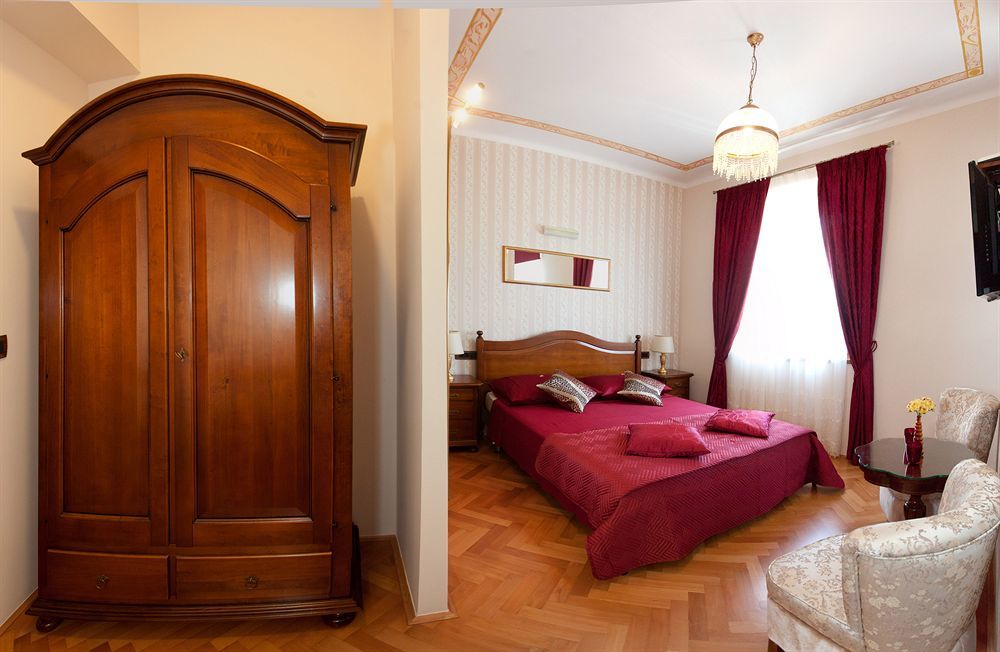 Cro Jet Set Apartments Спліт Екстер'єр фото
